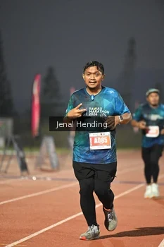 Runner Photo 4923498
