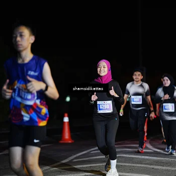 Runner Photo 4923516