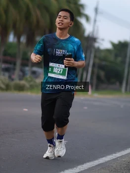 Runner Photo 4923534