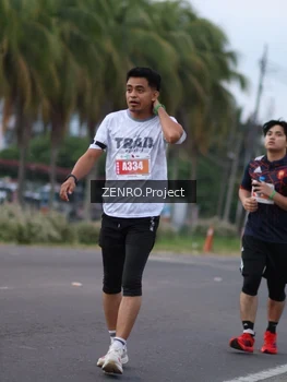 Runner Photo 4923578