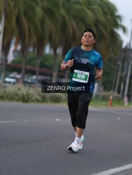 Runner Photo 4923603