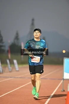 Runner Photo 4923646