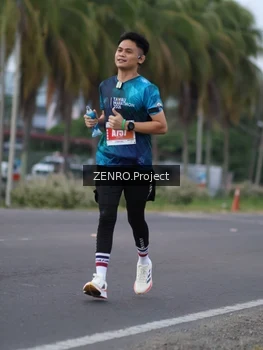 Runner Photo 4923682