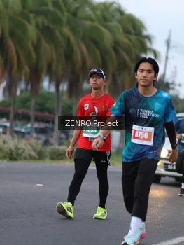 Runner Photo 4923824