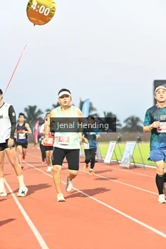 Runner Photo 4923859