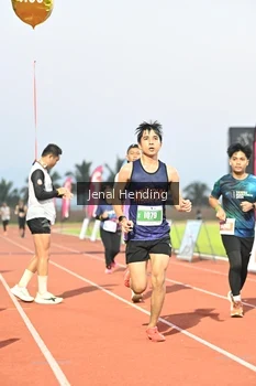 Runner Photo 4923860