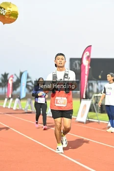 Runner Photo 4923864