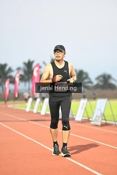 Runner Photo 4923869