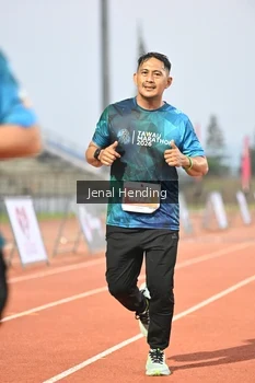 Runner Photo 4923874