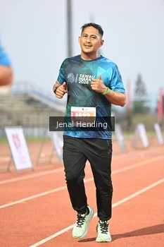 Runner Photo 4923879