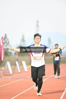 Runner Photo 4923971