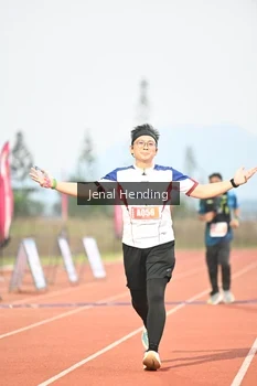 Runner Photo 4923974