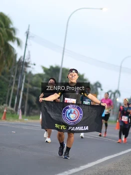 Runner Photo 4924027