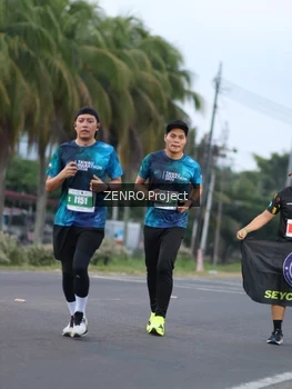 Runner Photo 4924038