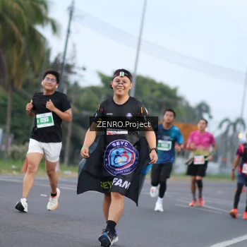 Runner Photo 4924112