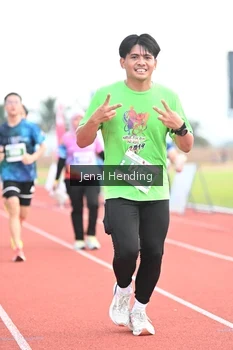 Runner Photo 4924144