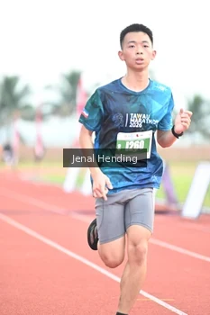 Runner Photo 4924176