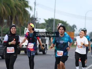 Runner Photo 4924203