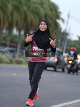 Runner Photo 4924231