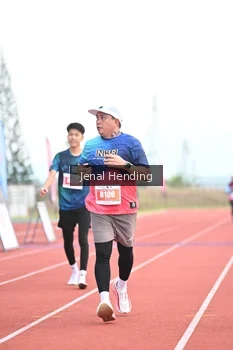 Runner Photo 4924244