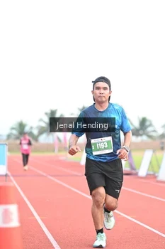 Runner Photo 4924286