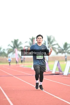 Runner Photo 4924296