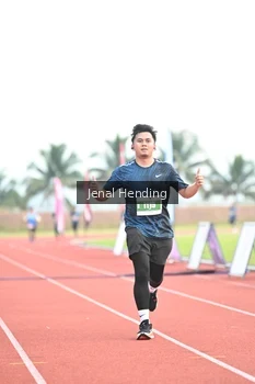 Runner Photo 4924300