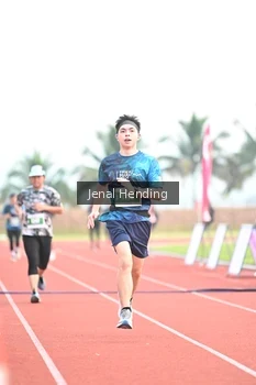 Runner Photo 4924340