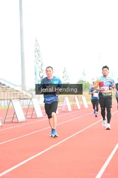 Runner Photo 4924364