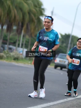 Runner Photo 4924366