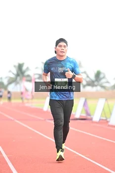 Runner Photo 4924398