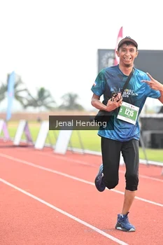 Runner Photo 4924400