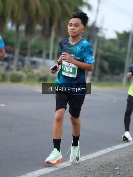 Runner Photo 4924414