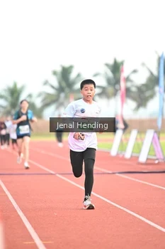 Runner Photo 4924424