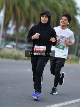 Runner Photo 4924430