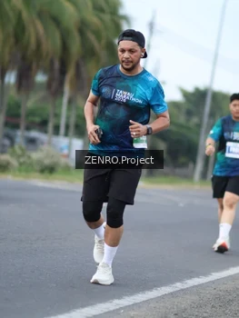 Runner Photo 4924447