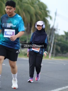 Runner Photo 4924462