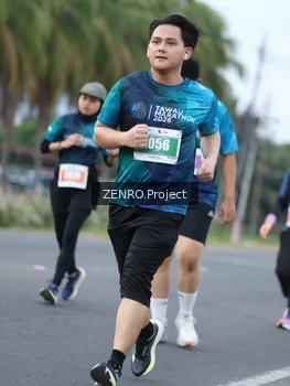 Runner Photo 4924480