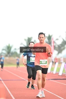 Runner Photo 4924518