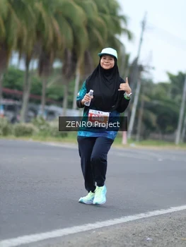 Runner Photo 4924536