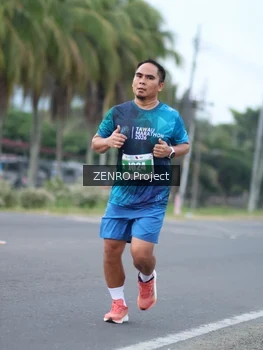 Runner Photo 4924592