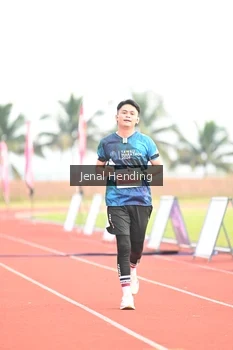 Runner Photo 4924596