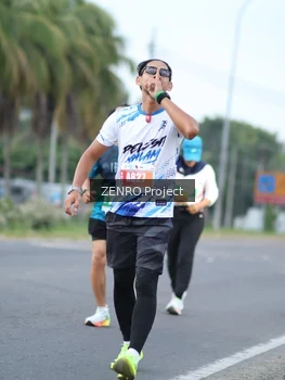 Runner Photo 4924606