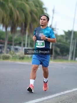Runner Photo 4924608