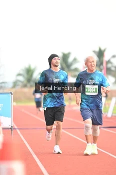 Runner Photo 4924612