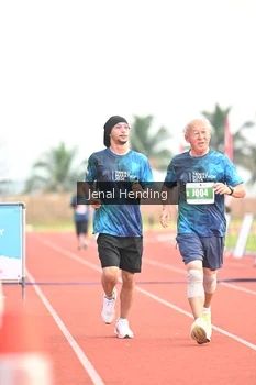 Runner Photo 4924615