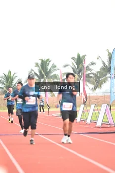 Runner Photo 4924617