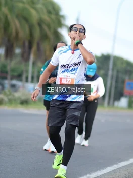 Runner Photo 4924634
