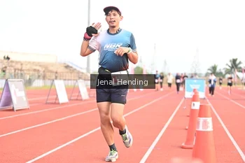 Runner Photo 4924679