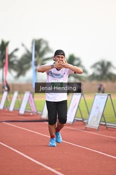 Runner Photo 4924714